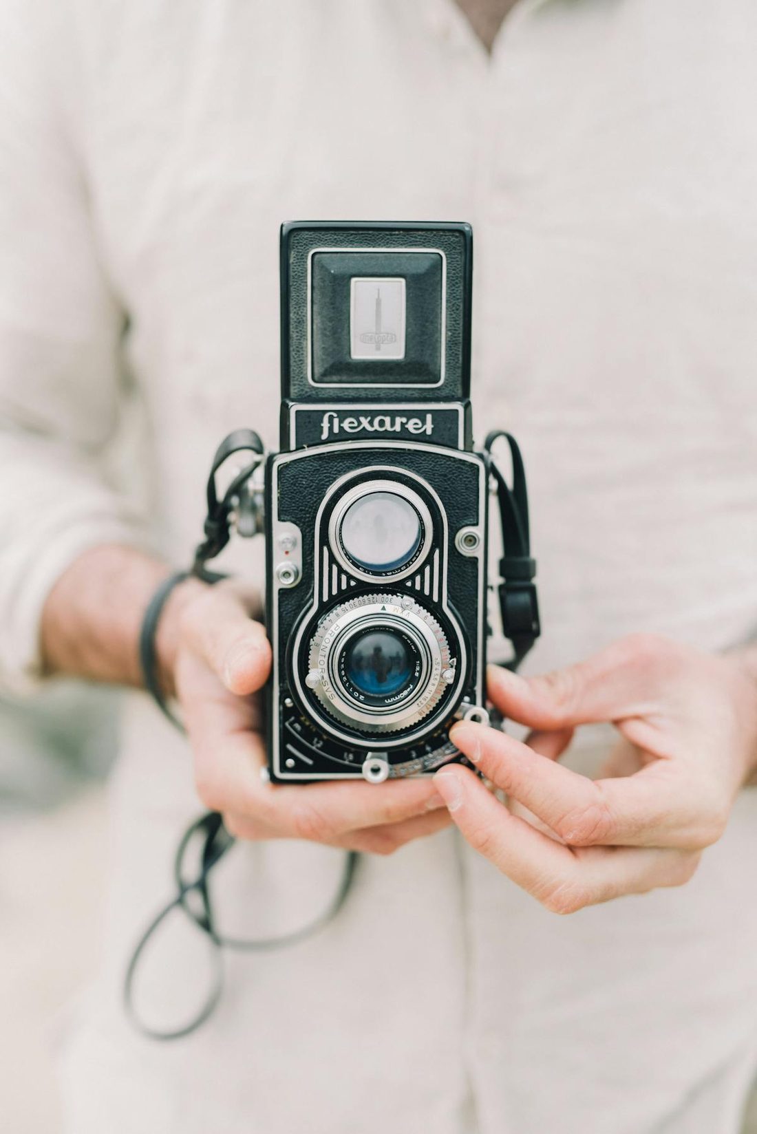 半岛体育APP · 图文泊位（界面示意）